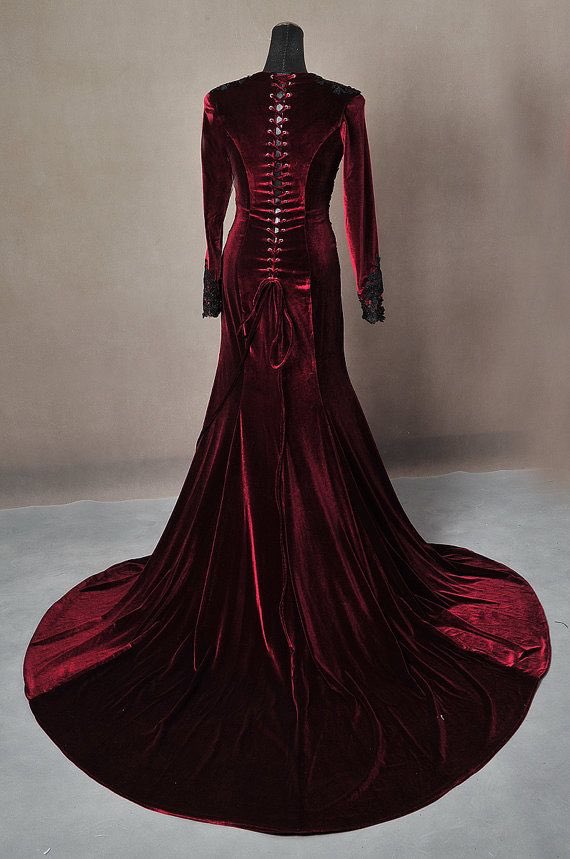 fantasy gown, crown and weapon 