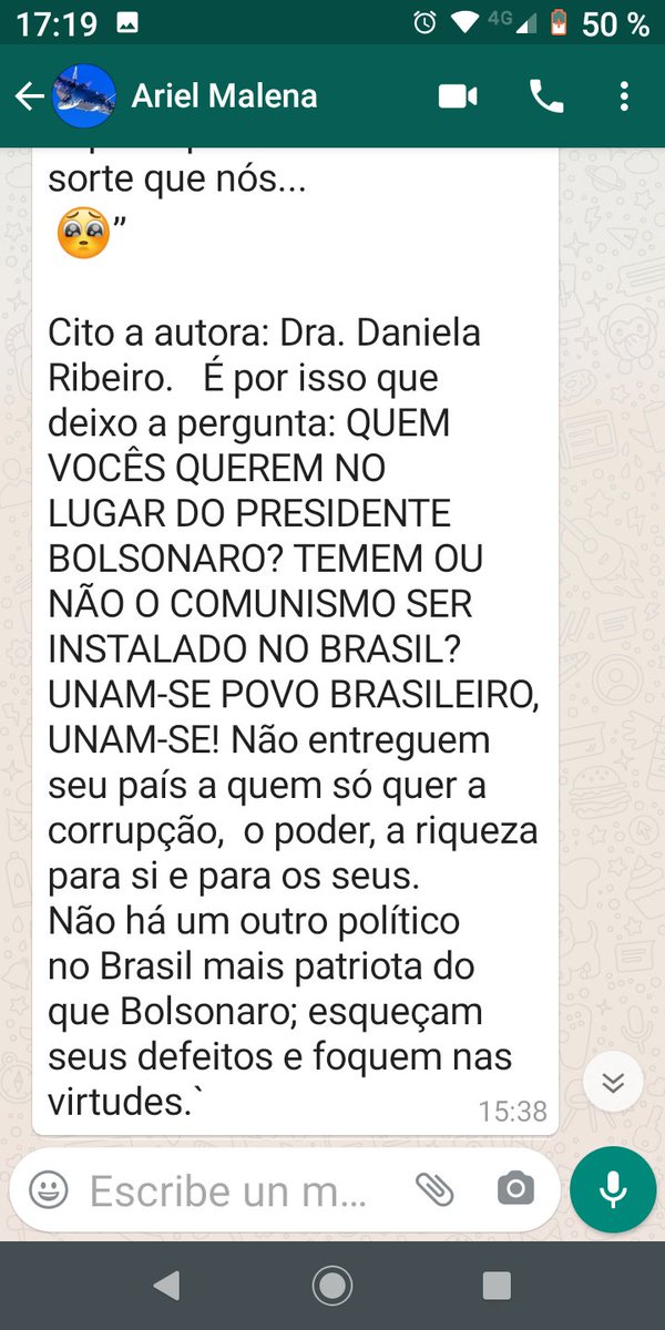 paulanzilotta's tweet photo. Así sigue... Notase la defensa a Bolsonaro al final del mensaje por Whatsapp. Una pena @alferdez @AmericaTV #MAUROENAMERICA https://t.co/N2Hw7WX6fM