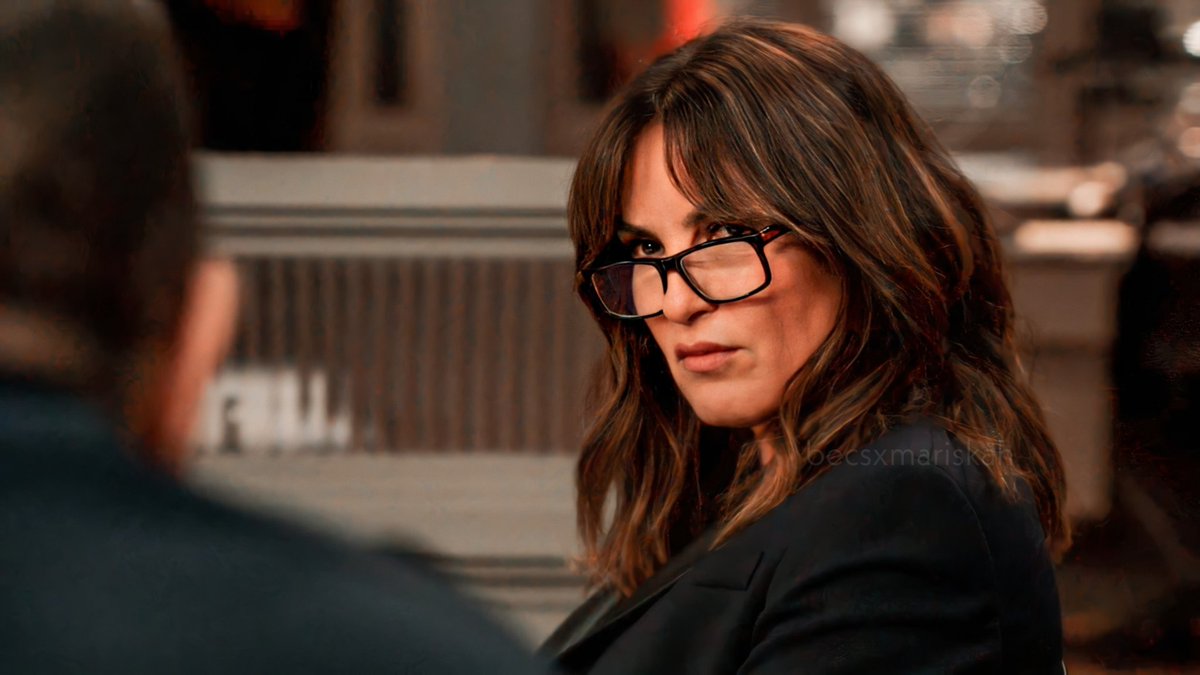 8. olivia benson in glasses. 