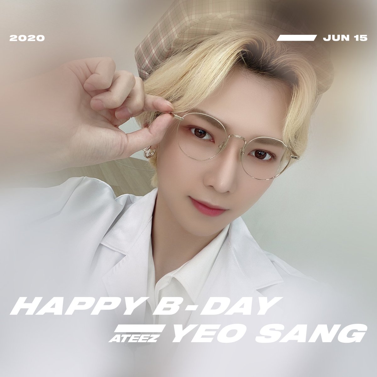heouaisha's tweet photo. Happiest birthday to Kang Yeosang kesayangan aku, nggak cuma gantengnya ATEEZ tapi gantengnya aku juga! semoga panjang umur dan sukses selalu yaa bareng ATEEZ 😍 ditunggu comeback dan makan makannya 🥺❤️ #hbd #wyatb #phd #jfb #oaoe

@yeyosang @karngyeosang https://t.co/lpDJPX70QB
