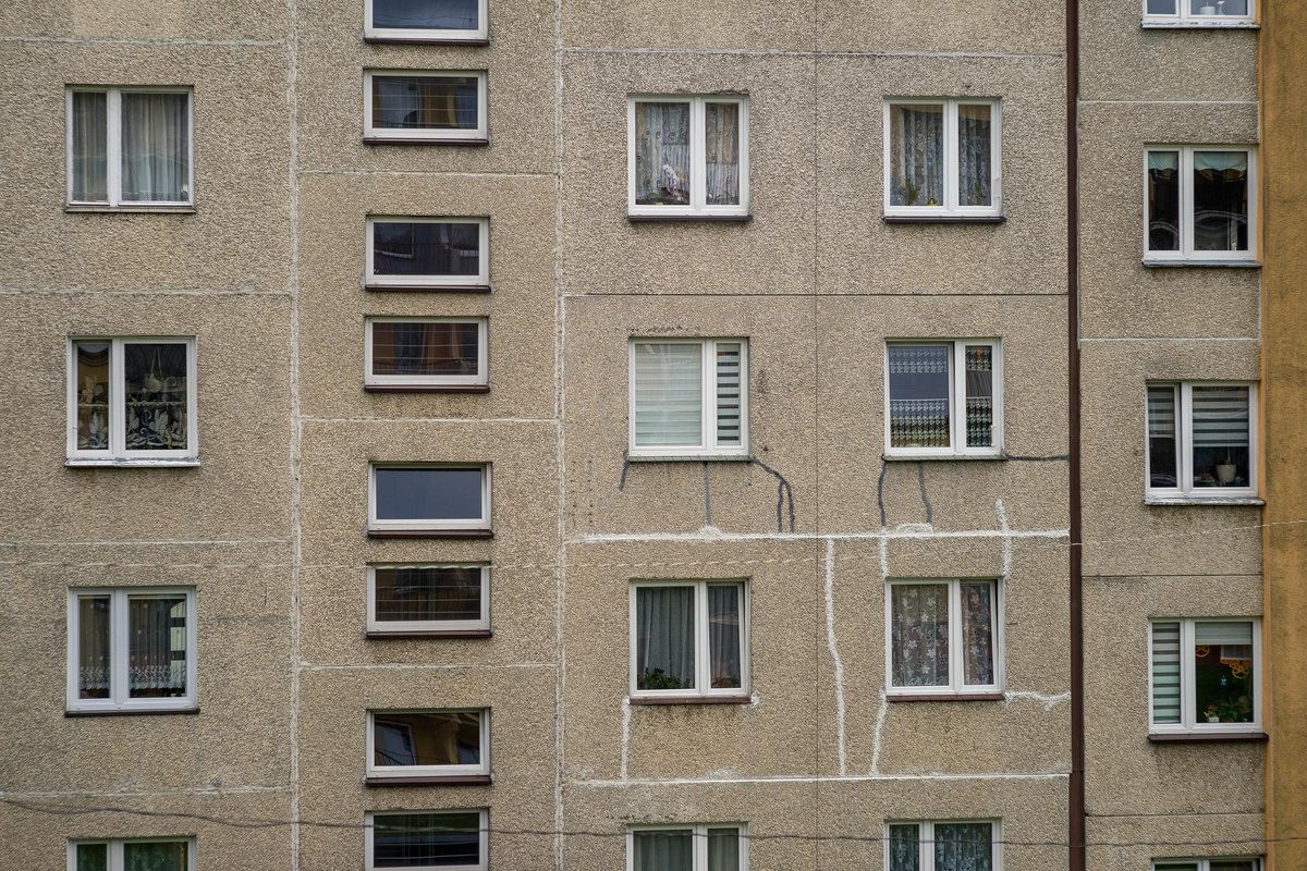 wkeblowski's tweet image. Back in time and space, into #socialistarchitecture #bloki #hereiam