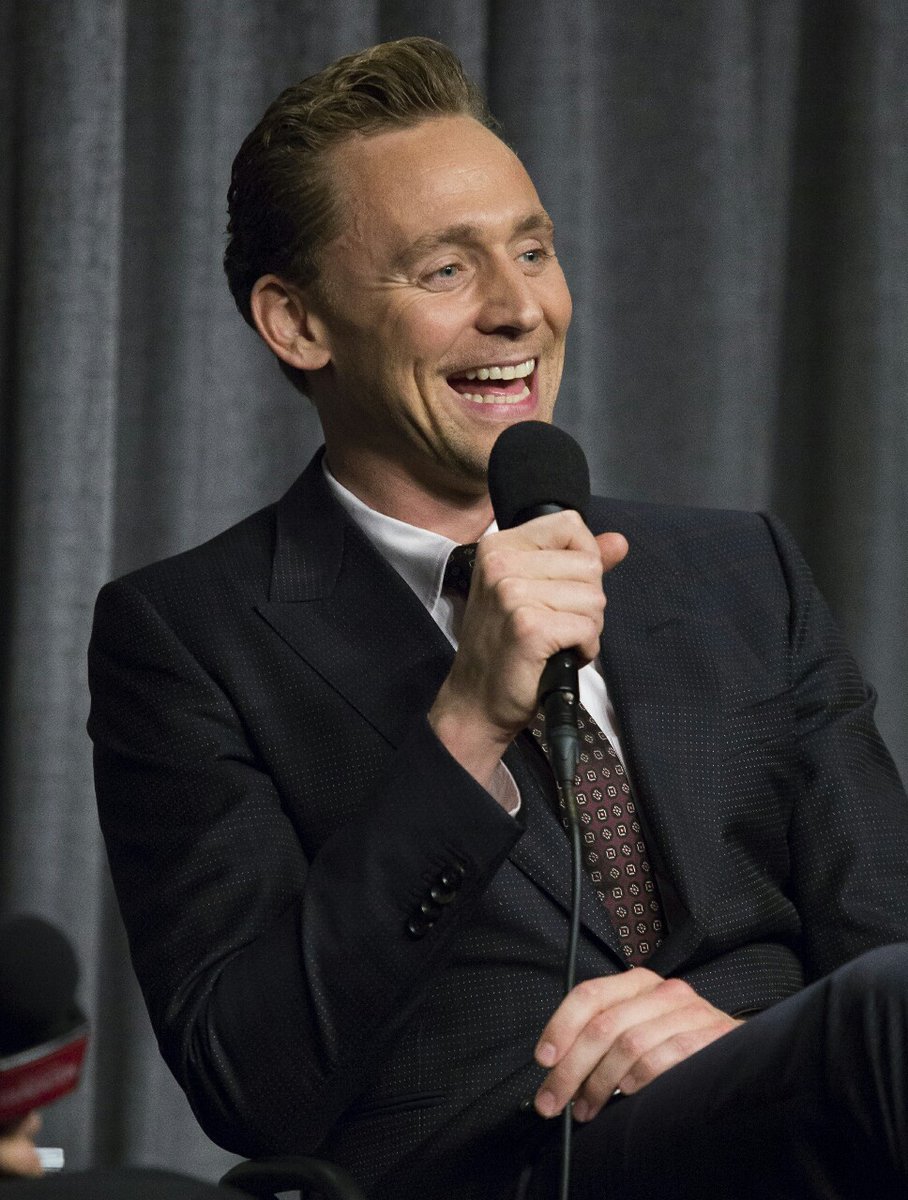 HiddlesArmy's tweet photo. #TomHiddleston
#DatSmile
Via @hiddlethings.
More here: https://t.co/W0V00fxvA0 https://t.co/di4DLIzlcn