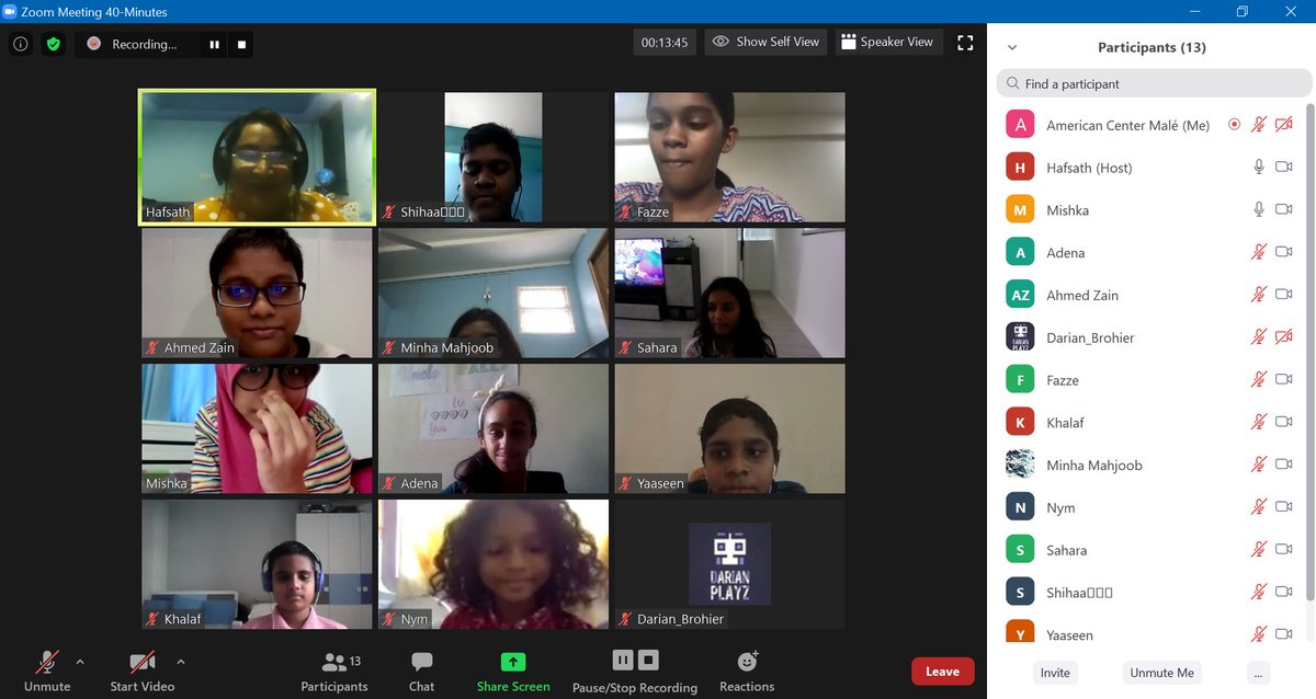 Ending this great session with a lot of knowledge on Nature as we mark <a href="/UN/">United Nations</a> World Environment Day and World Oceans Day with <a href="/Happittu/">Hafsath Aleem 🇲🇻</a> &amp; <a href="/clean_maldives/">CLEAN Maldives</a>  Here is a recording: tinyurl.com/y9ozancw
#TimeForNature #Biodiversity #InnovationforaSustainableOcean