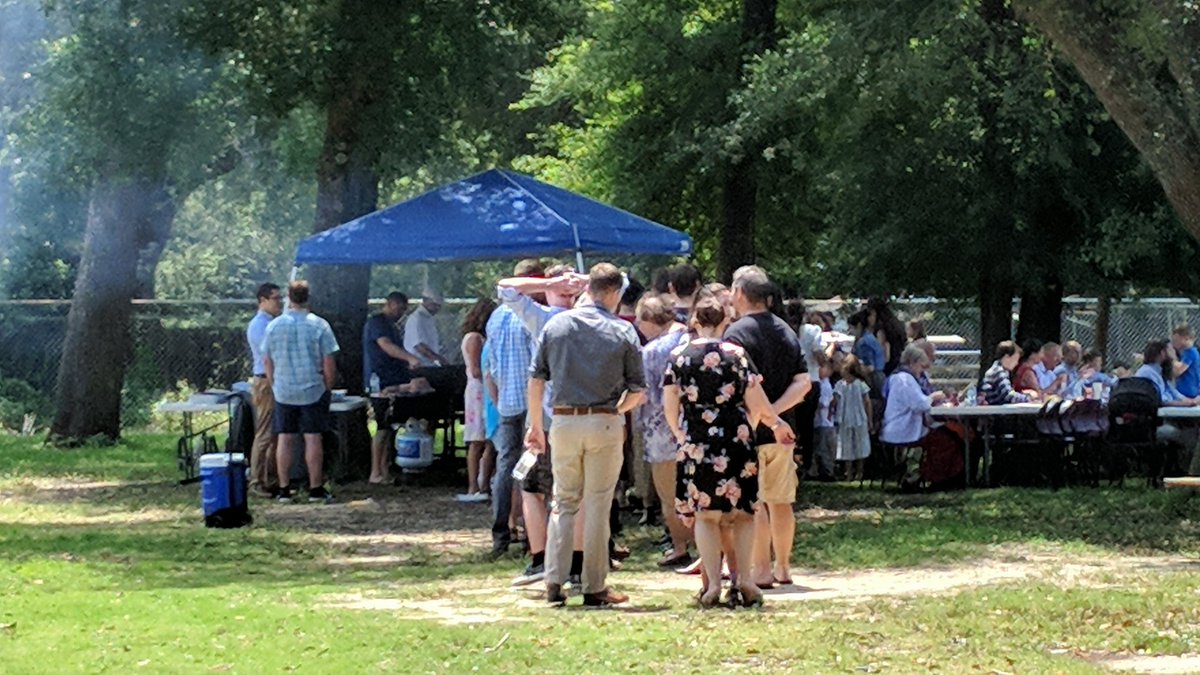 iamjonanthony's tweet photo. We are at a picnic party 😊 https://t.co/qVeMgWYiBc