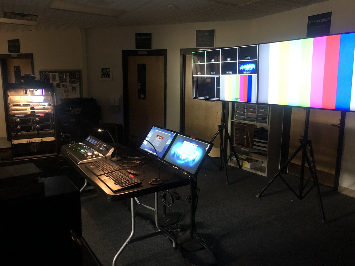 Agostinoni_Ron's tweet photo. Additional preparation taking place this weekend for @2020_shen commencement. Final instructions, livestream link, etc.... we be sent out to families on Tuesday. #ShenHS #Shentogether https://t.co/5CeL9uUg4j