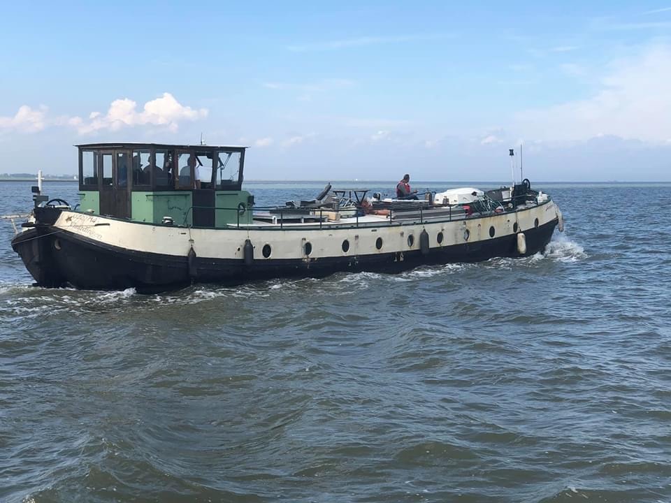 Ang_WaterwaysEA's tweet photo. (3/3) Cont> want to make passage through #DenverLock as the tidal conditions &amp; timings have to be right for both locking but also passage of the #TidalRiverGreatOuse &amp;/or the #Tidal100FootRiver where headroom or shallow draft can become an issue for boats wanting to transit them. https://t.co/UVan8F9aGv