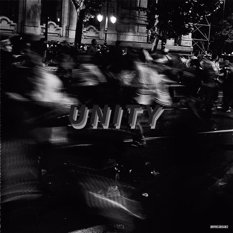 zmogi7k's tweet image. UNITY LOOPKIT EST SORTI! C’est un loopkit collaboratif et caritatif de plus de 40 loops pour 15$ avec la participation de plus de 20 beatmakers
plus d’infos sur insta: @gizmo7k 
lien: beatstars.com/unityloopkit/f…

@BalanceTonBeat