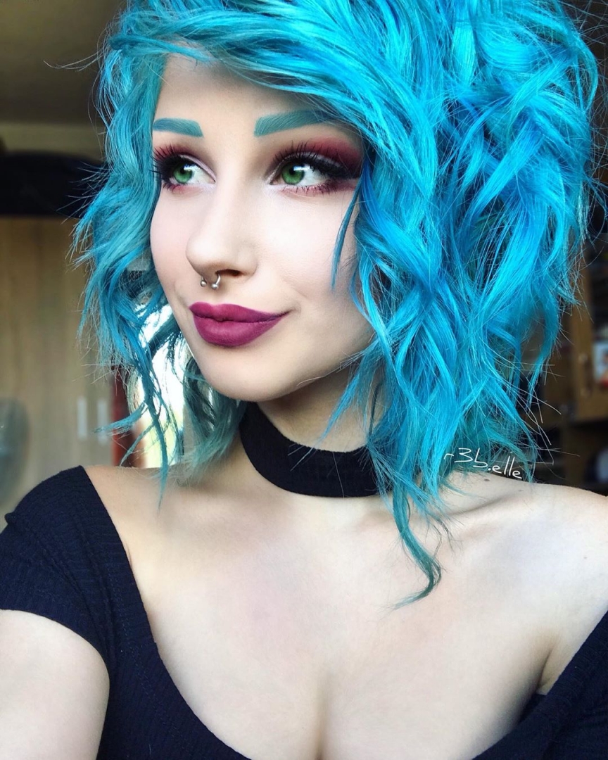 _acatinblack's tweet photo. 💙
More: https://t.co/Nz6aHleijt
#gothy #pastelgothgirl #alternativebeauty #gothmodel #altstyle #gothgoth #moonchild #lightbluehair #bluehair #acatinblack ⛧ https://t.co/KITTyUKwjR