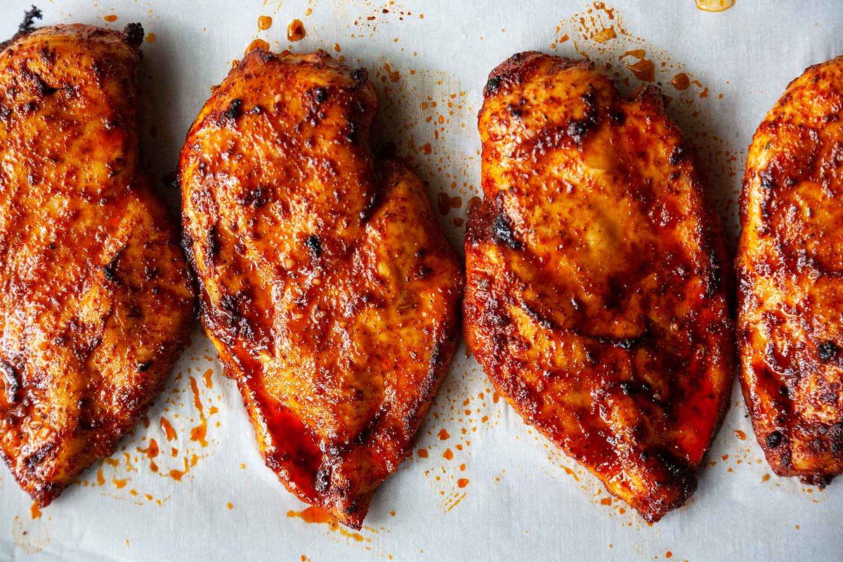 Check out my secrets to the JUICIEST Oven Baked Chicken Breasts! #Food #FoodPorn #Photography #foodie #recipe #cooking
.
Get the recipe! ➡️➡️➡️   foodtasia.com/cajun-chicken-…