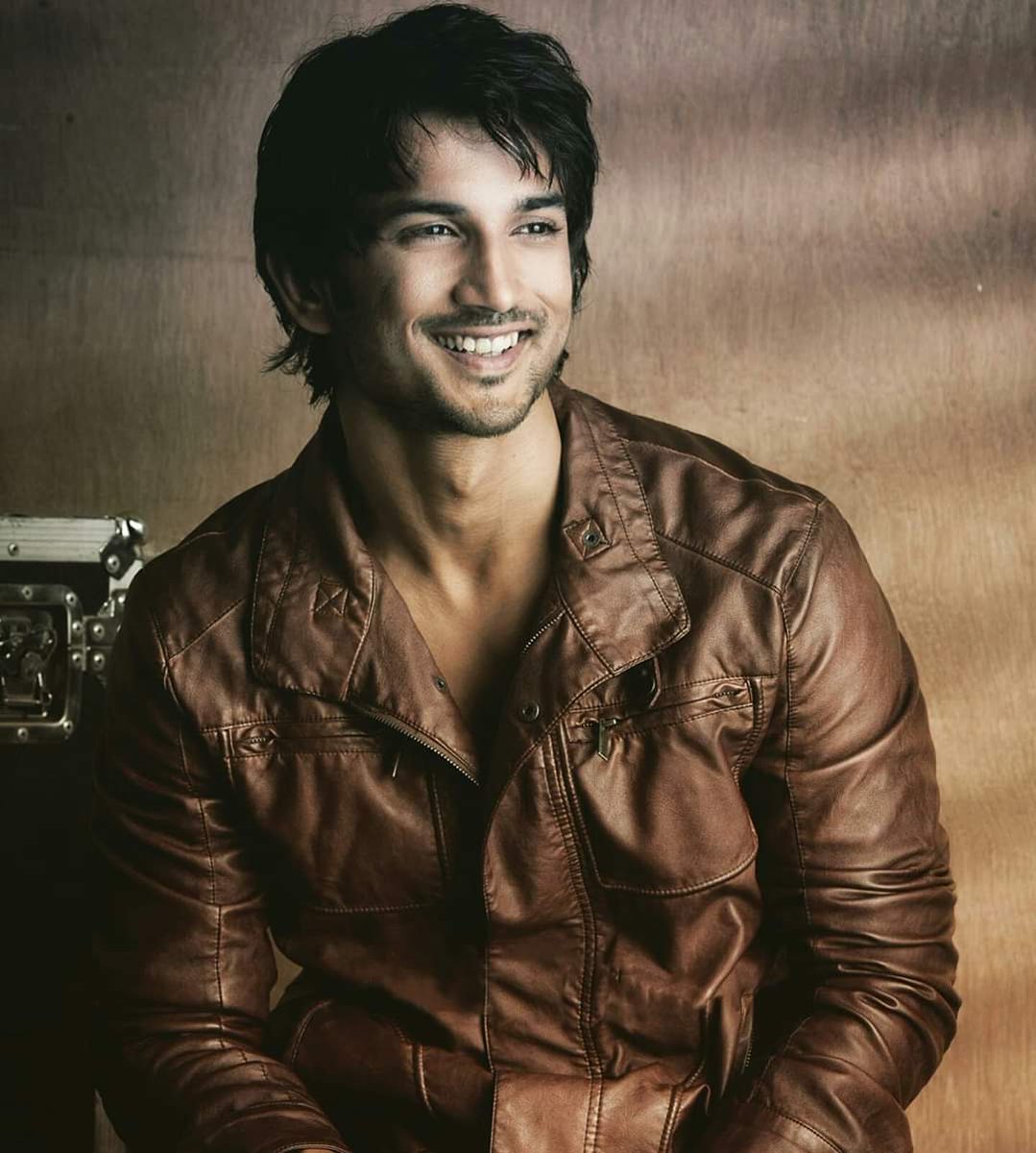 arjungupta48's tweet photo. Kissa bas itna sa hai!
Zindagi banane k chakkar me, jina bhool gye...
#RIP #SushantSinghRajput #NotALooser #omShanti 🙏 https://t.co/lwjAomOwwb