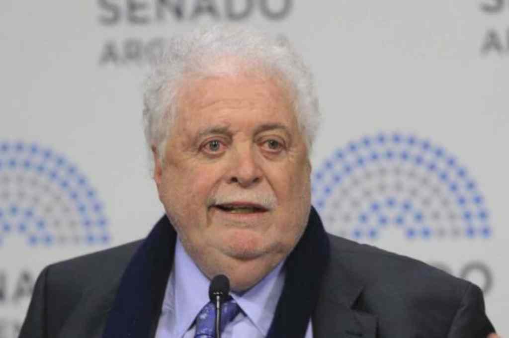 #AFA. Ginés González García: "No podemos pensar en habilitar el fútbol en el AMBA ni en el resto del país en el corto plazo, no veo por qué tanta ansiedad"

LINK👇:
ascensodelinterior.com.ar/noticias/26004…