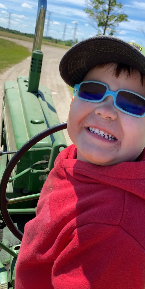 ashdyce's tweet photo. Sunday morning Putt Putt ride for the win! These are my favourite moments that make my mommy heart full and happy! #tysonandthomas #greenandyellowrunsinourveins #happinessgoals #thesmilestellitall #happysunday #twocylindersmokeandnoise https://t.co/JwpsV6hysl