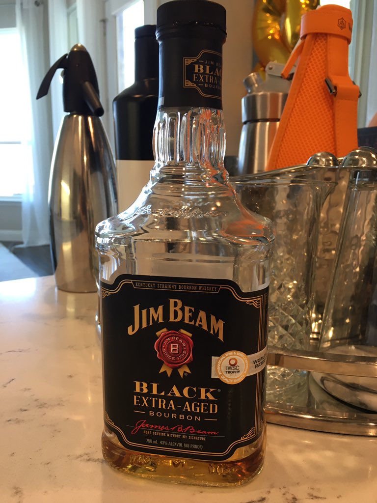 Today is #NationalBourbonDay in the US so I’m going to make a few drinks with what I consider to be the best value Bourbon out there. But what’s your favourite?