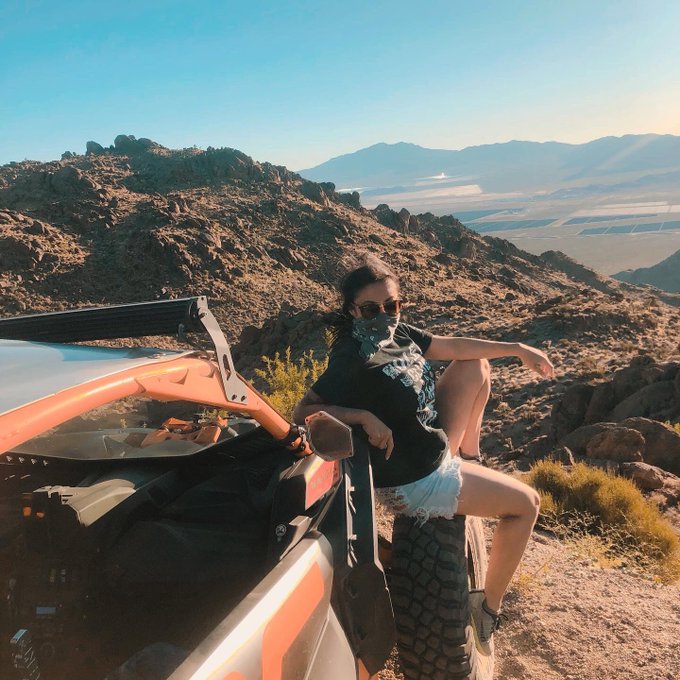 Yesterday was perfect weather for riding through the desert 🌵💛 For more photos, follow https://t.co/6tfx0AFauE<a href="/tag/napsohard"class="tags"><span>#napsohard</span></a>