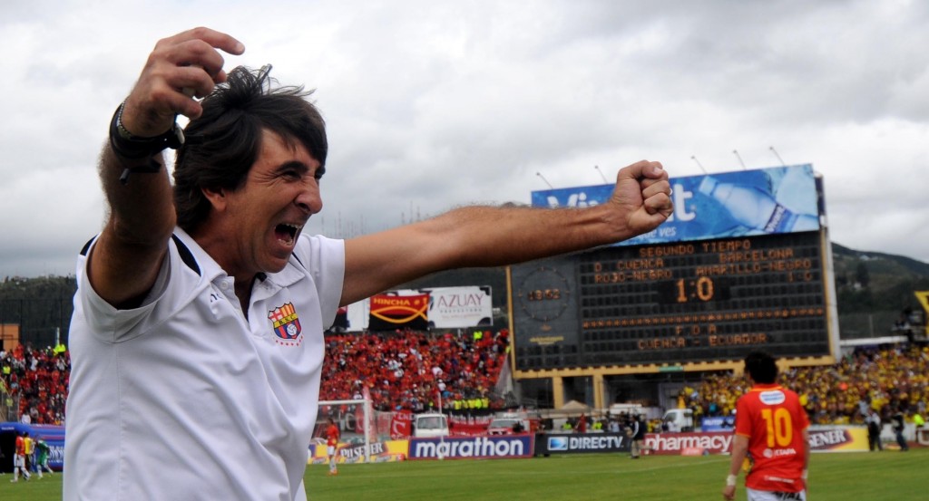 RadioHuancavilk's tweet photo. EN VIVO 🔴🔴

Jorge 'Pony' #Ladines, jugador 🇪🇨 en @RadioHuancavilk 

GANAR LA PRIMERA ETAPA CON BARCELONA 

"En ese momento yo estab con molestias físicas y lo vivimos con los que no viajaron, desde la concetración de #BSC, fue my sufrido pero al final se dio el primer objetivo" https://t.co/zkcH9fSxzs