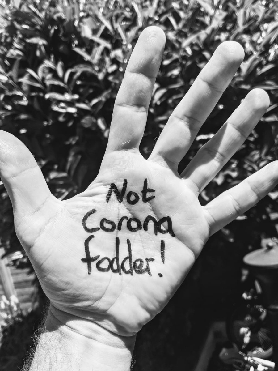 relish_hendy's tweet image. #ItsTooSoon #JuneTooSoon 
I'm absolutely heartbroken for the parents who have to send their children to school due to being financially vulnerable and having to go back into work at this difficult time.