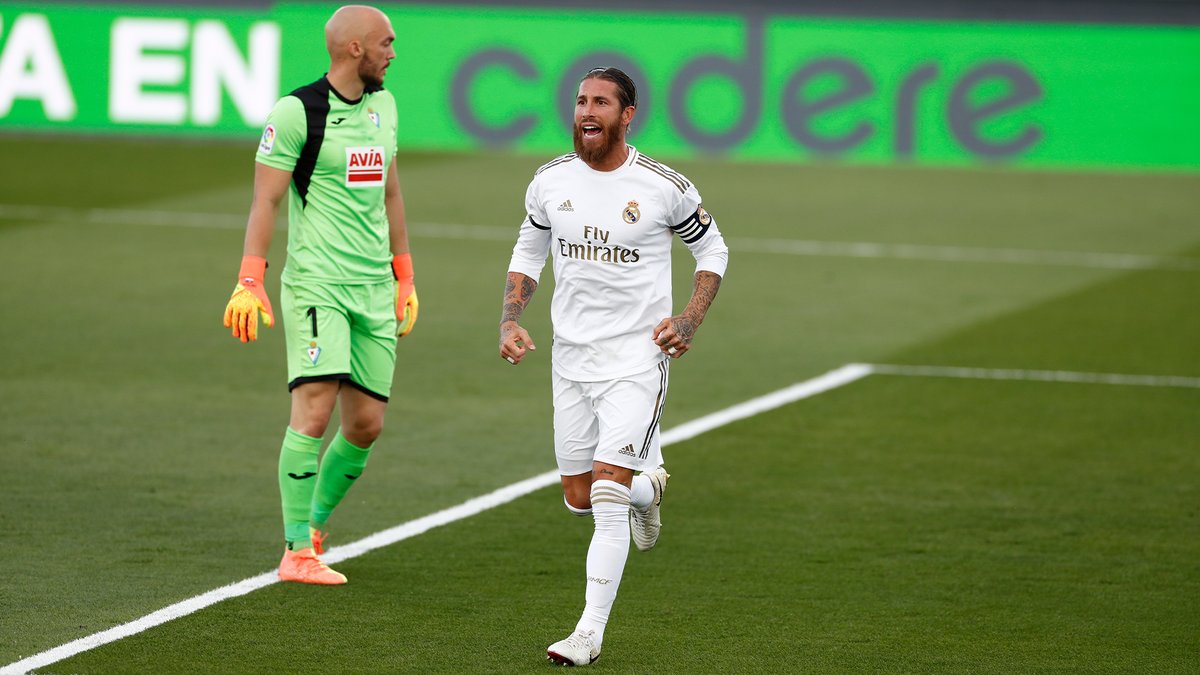 レアル マドリード C F キャプテンが2点目 Sergioramos Realmadrideibar セルヒオ ラモス