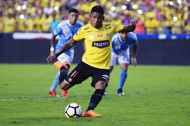RadioHuancavilk's tweet photo. EN VIVO 🔴🔴

Jorge 'Pony' #Ladines, jugador 🇪🇨, campeón con #BSC 🟡⚫ en @RadioHuancavilk 

¿BARCELONA PUEDE PELEAR POR EL TÍTULO? 

"Tienen todos los jugadores que quisieron para ser campeones, siempre es necesario un jugador con la picardía de #Arroyo que los ayudará mucho" https://t.co/aJ6TVwbK30