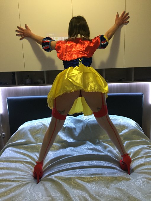 TOMORROW AND MY BIRTHDAY DO YOU MAKE ME HAPPY WITH A NICE GIFT?  https://t.co/cycPwEKIwt    https://t<a href="/tag/mvsales"class="tags"><span>#mvsales</span></a>