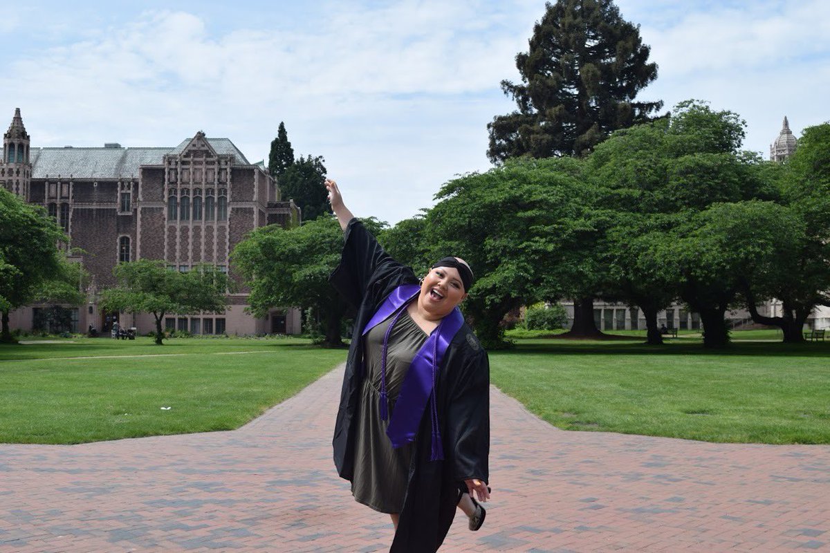 KinaDeSantis's tweet photo. #uwsphgrad20 congrats on HUSKY 100 CHIARA DE SANTIS. https://t.co/jUy05Zi1ZH
