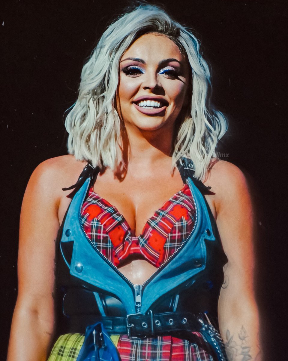 the way jesy smiles when she’s on stage 🥺 #happybirthdayjesy