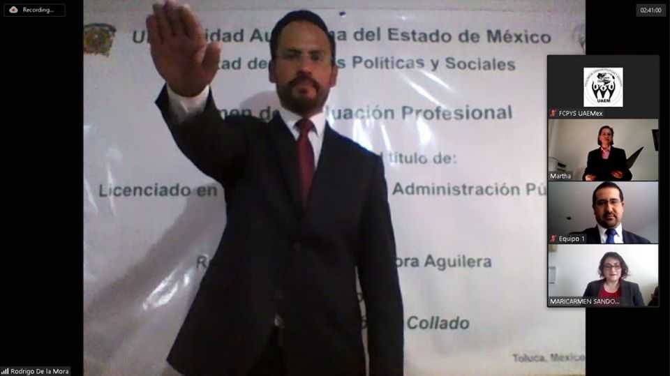 UAEM_MX's tweet photo. Por primera vez, la @FCPySUAEMex realizó un examen profesional de manera virtual. Felicidades al universitario Rodrigo Ernesto De la Mora Aguilera. Reconocemos el compromiso de docentes y personal administrativo. #MiUniversidadEsTrabajo https://t.co/S3upIdppdH