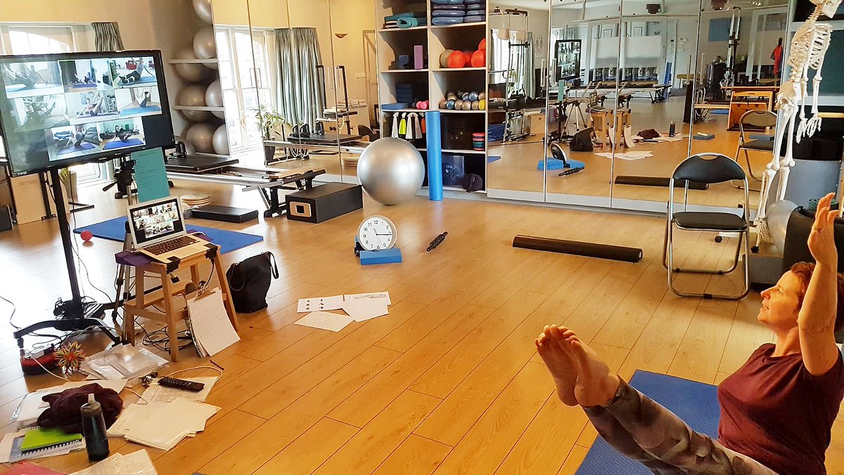 liveandbreathe's tweet photo. OK I maybe should have tidied up before this photo was taken, but I'm so happy to be able to teach at the moment and to have fellow teachers join me from around the world for our Teachers Only Classes #pilatesteacher #teachersclass #community https://t.co/W1yYnbI7ZK