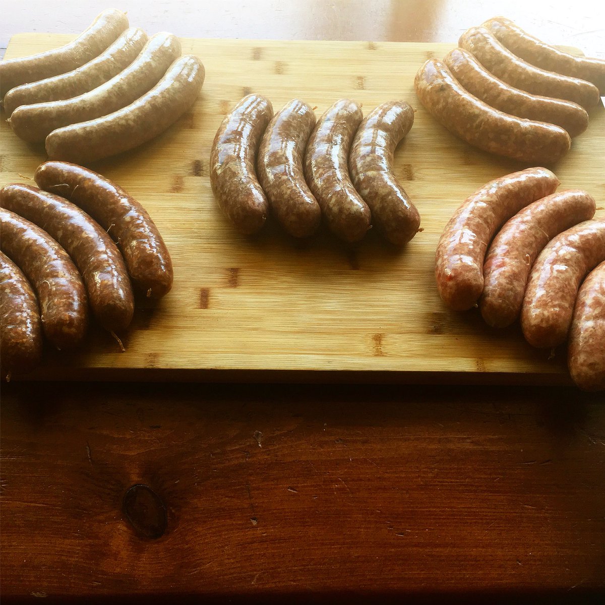 Dads day is fast approaching!  Email us today (thepiggymarket@Gmail.com) to order the sausage sampler pack!  5 packs of 4 sausages, vac sealed for freezing. Includes our 4 most popular and a surprise!  Pick up the 19th or 20th
