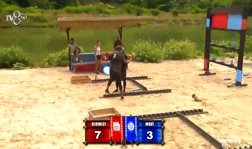🌴 DOKUNULMAZLIK OYUNU

Barış &amp; Yasin

Barış Murat Yağcı kazandı

🔴 Kırmızı   : 7
🔵 Mavi      : 3

#Survivor2020