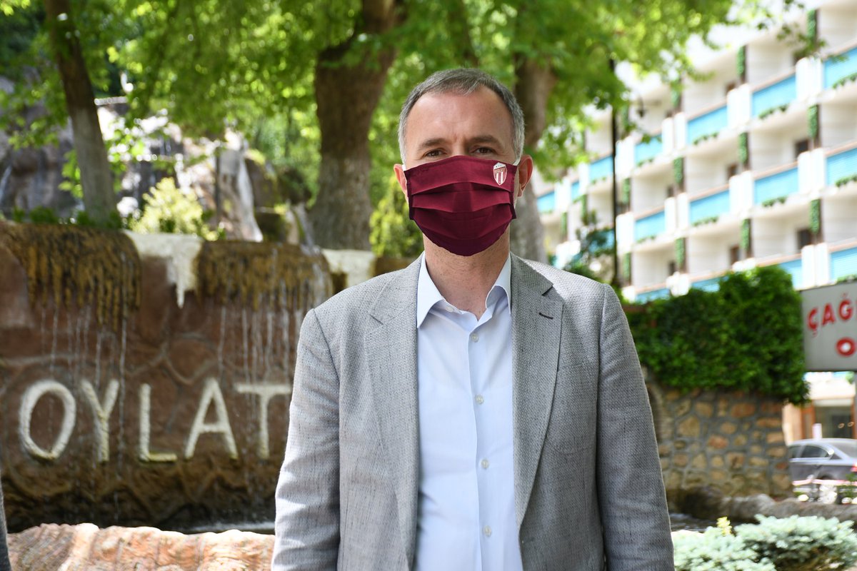 alpertaban16's tweet photo. Tüm Türkiye'de olduğu gibi İnegöl'de de vaka artış oranları yükseliyor.
Lütfen aylardır verdiğimiz emeği boşa çıkarmayalım.
Maske ve sosyal mesafe kuralına dikkat edelim.
 
#vaka1562 https://t.co/DXUA6Chr8f
