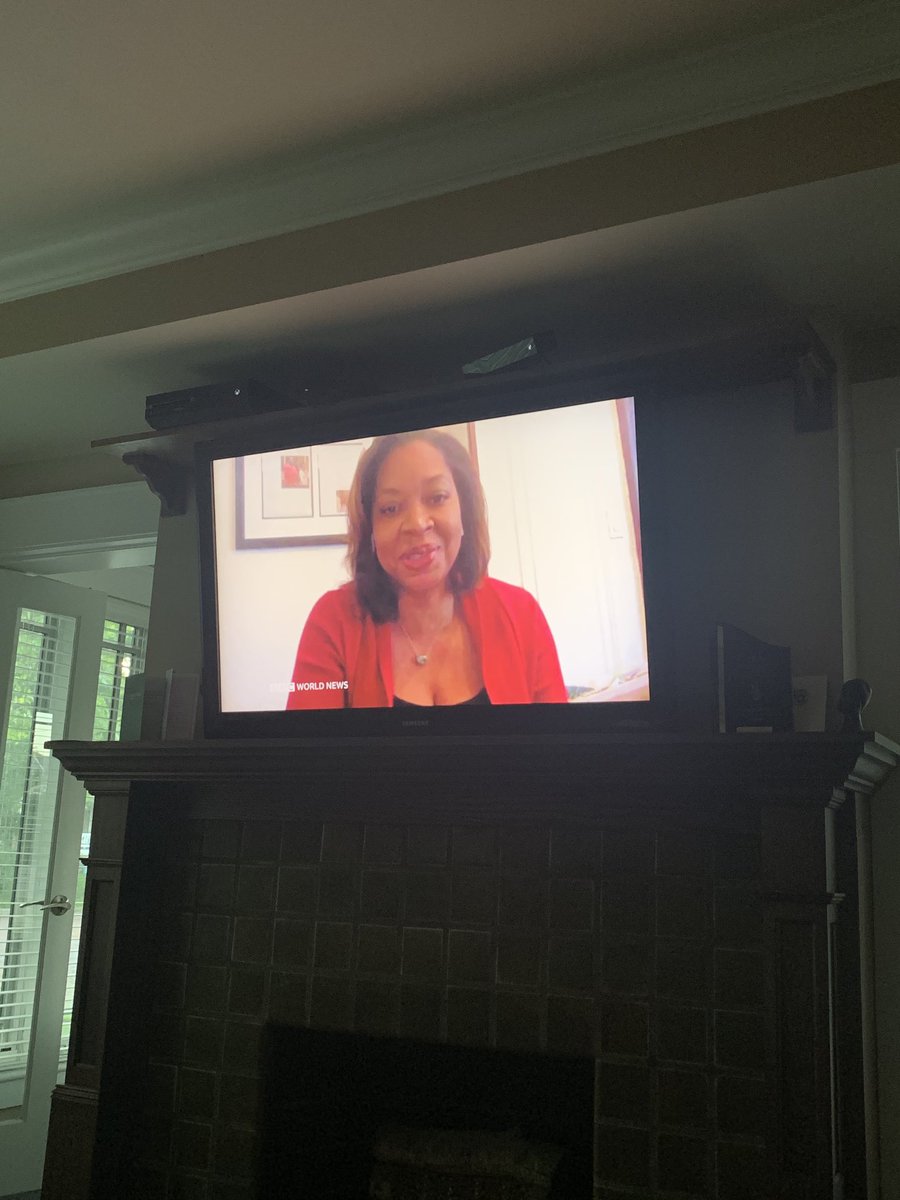 My big sis ⁦<a href="/SFDeans/">Sherrie Deans</a>⁩ dropping gems on ⁦<a href="/BBCWorld/">BBC News (World)</a>⁩. #mom #leader #fighter #sister