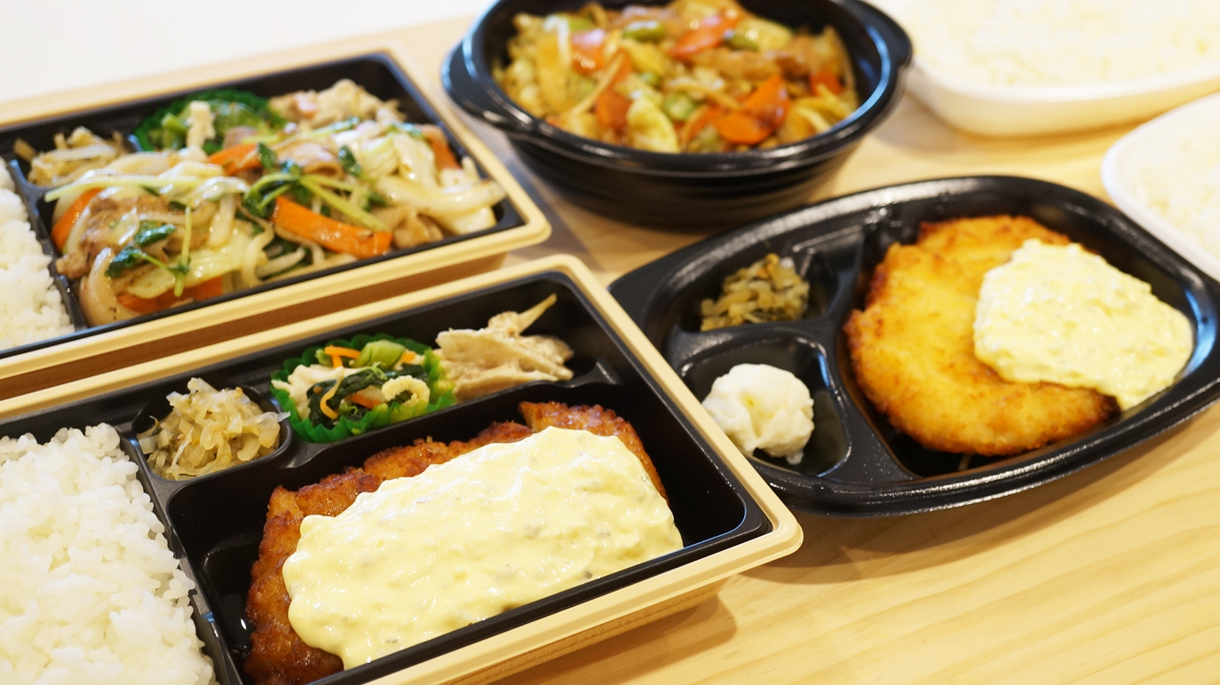 やよい軒 公式 やよい軒テイクアウトが実質ほっともっとだといわれてしまうので 実際に食べ比べしてみました 用意したのは 肉野菜炒め弁当とチキン南蛮弁当 やよい軒テイクアウトはほっともっと説 T Co Meydcnpwvt Twitter