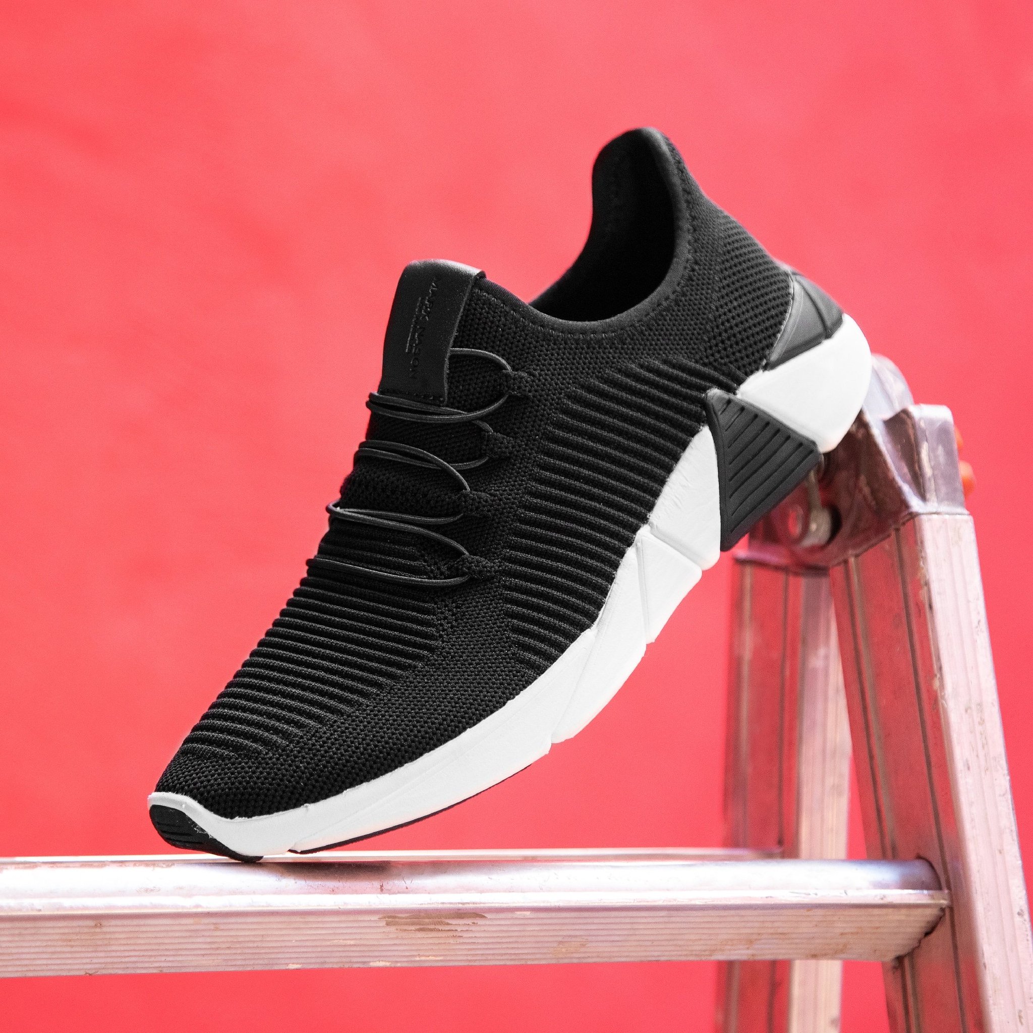 Nike dolmen mall tariq road online