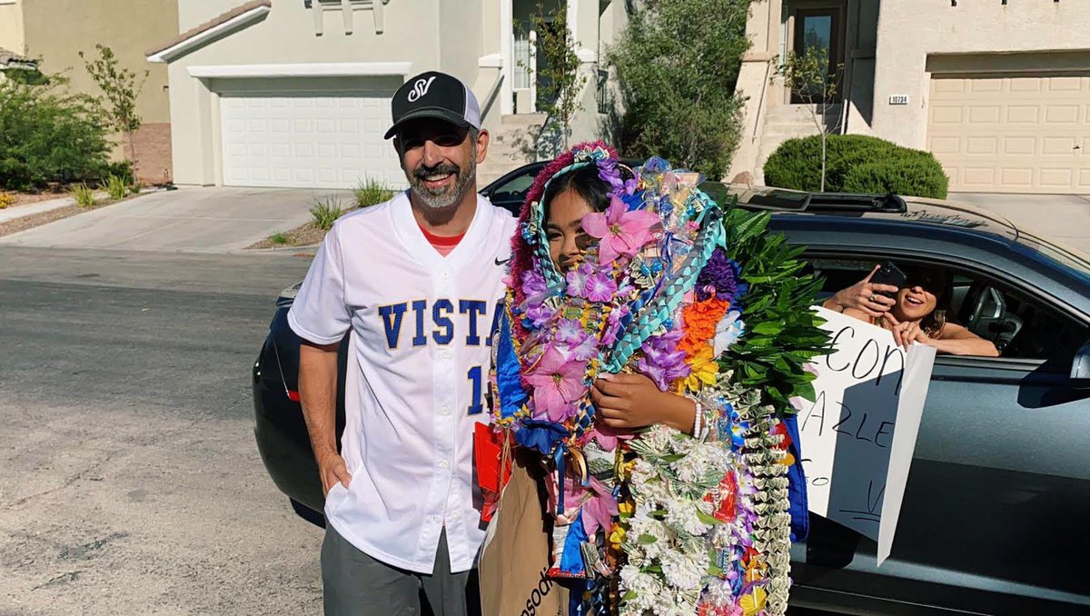 Anzalone4Ed's tweet photo. Huge congratulations to outstanding Vista graduate Azleigha Deleon! I was fortunate to join this incredible family for a car parade. Now we prepare to celebrate our 600 seniors in a unique way on 6/26 &amp; 6/27. @karlaloria @MikeMbarton https://t.co/4hWzZefCCm