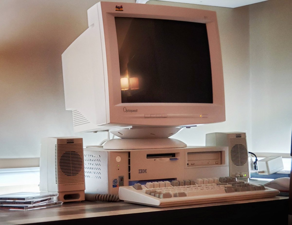 lazygamereviews's tweet image. Messing around on a thing