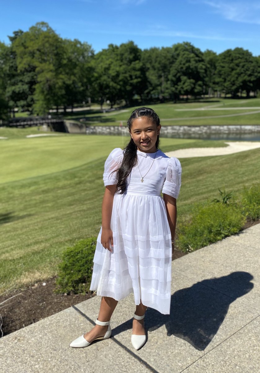 CoachRiemedio's tweet photo. Congratulations #BoogieGirl on recieving your First Communion! @mobeaty25 &amp; I are so proud of you!! We love you sooooo much!!

#GrowingToFast
#Bye3rdGradeHi4thGrade https://t.co/FXrnv8UuNG