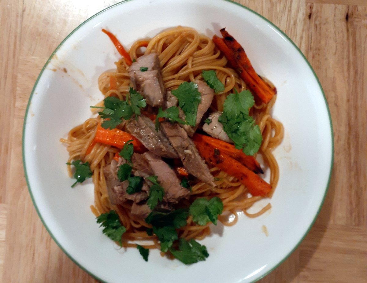 OhYouCook's tweet image. What to make for a quick #dinner when you forgot to plan.  bit.ly/2YyoogD #kosherrecipes #veganrecipe #vegetarian #pasta #coronacooking