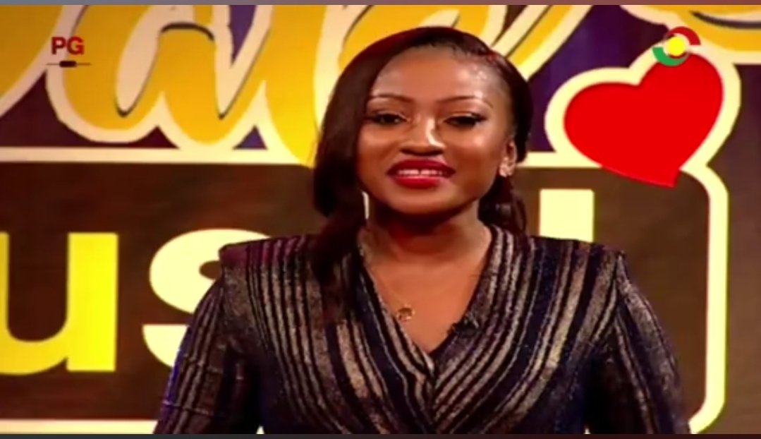 sirisaaclive's tweet photo. One word for this beautiful lady Anita 

#daterush https://t.co/0e8DEaRFcy