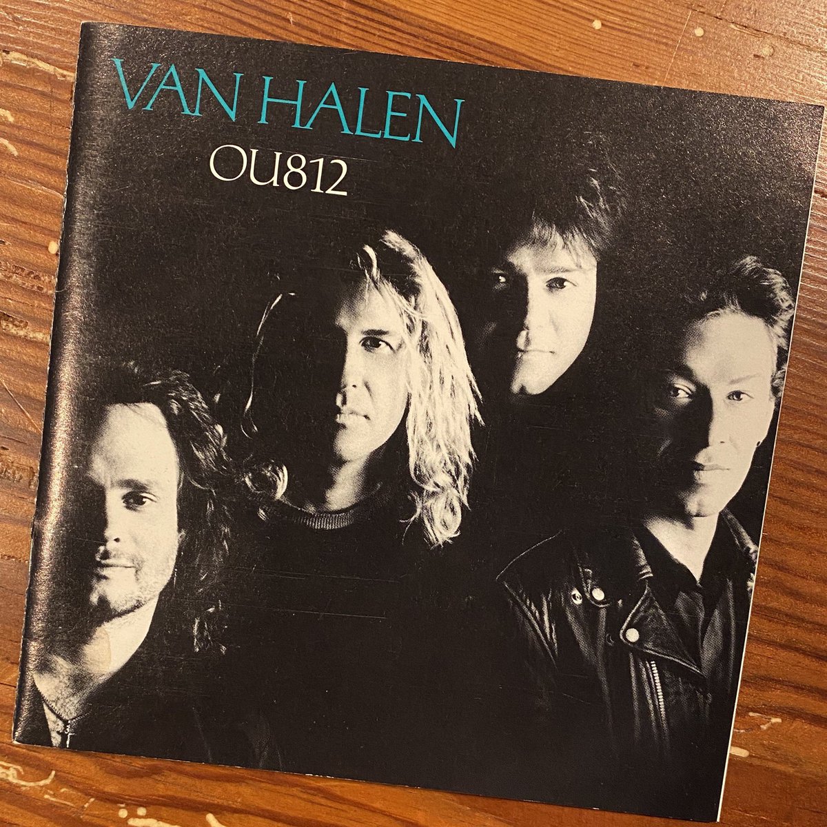 CMoneyKS's tweet photo. #CurrentStatus #SundayAfternoonMusic #VanHalen #OU812 #Eddie #Alex #Sammy #Mike #AFU #CaboWabo #FinishWhatYaStarted #SourceOfInfection #SuckerInA3Piece #WhenItsLove #WarnerBrosRecords #1988 https://t.co/1layrBxxO4