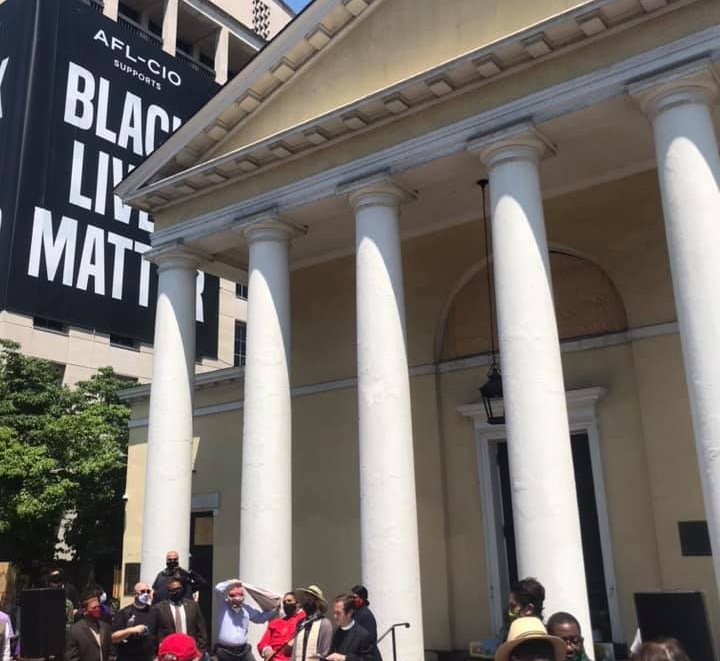 ColumbaDc's tweet photo. We continue to strive for justice and peace among all people, to live our Baptismal vows anyway that we can. Joshua spent his day downtown listening to the Rev. Dr. William Barber speak. #faith #love #episcopal #livegodslove https://t.co/YqUi4kPoPF