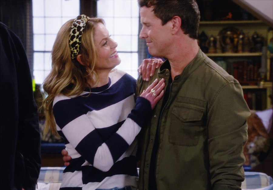 SteveAndDJ's tweet photo. "How to love again." #FullerHouse #Steej https://t.co/MvK9t1Nr46
