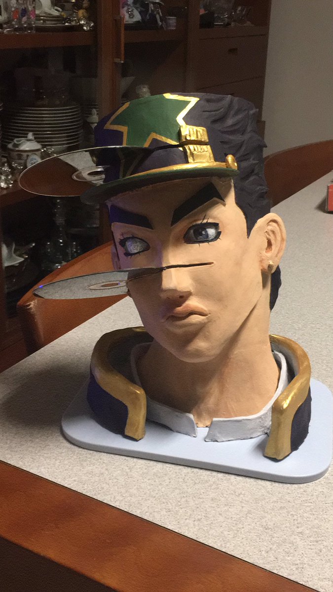 mmondayblues's tweet image. i finished my jotaro sculpture yayyy