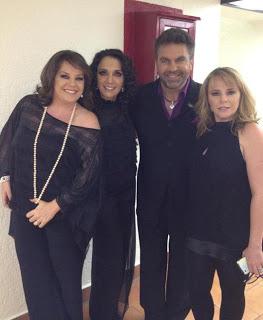 ElianaVielmaM's tweet photo. #PandoraSomosTodos
#35DePandora junto a @MijaresOficial https://t.co/Lvm3a9IZvk