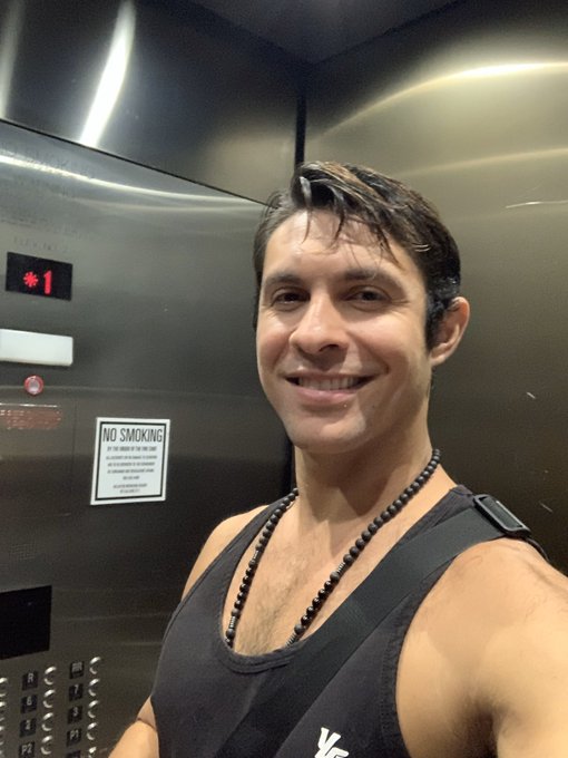 Off to work! https://t.co/RSx5pefnYt<a href="/tag/valentinpetrov"class="tags"><span>#valentinpetrov</span></a>