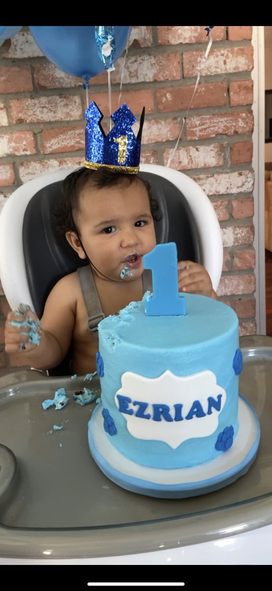 My king turned the big 1 today! 🥳💙