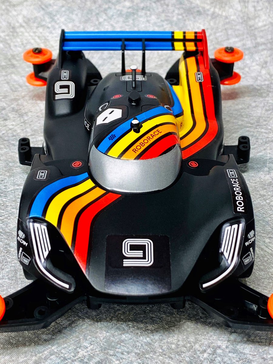mini4wd's tweet image. オハヨンク😊
6月15日月曜日です。画像は来週発売の新製品『ロボレース デボット2.0』です。それでは今週もますます張り切っていきましょう！🏁 #Roborace #ミニ四駆 #mini4wd
