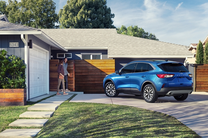 DamerowFord's tweet photo. The Ford Escape doesn’t just meet expectations, it exceeds them. https://t.co/dWNH5el7AT