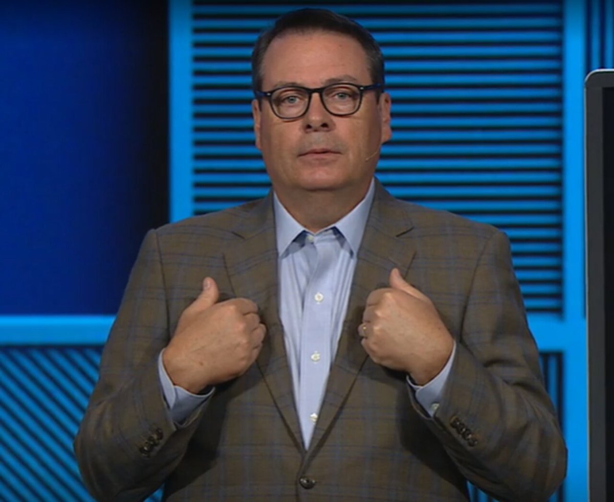 Pastor Chris Hodges vowed Sunday morning to make progress on race relations. “I am not the same Chris Hodges I was two weeks ago,” he said. “Do I have a long way to go? Yes, sir.” trib.al/2bLzthw