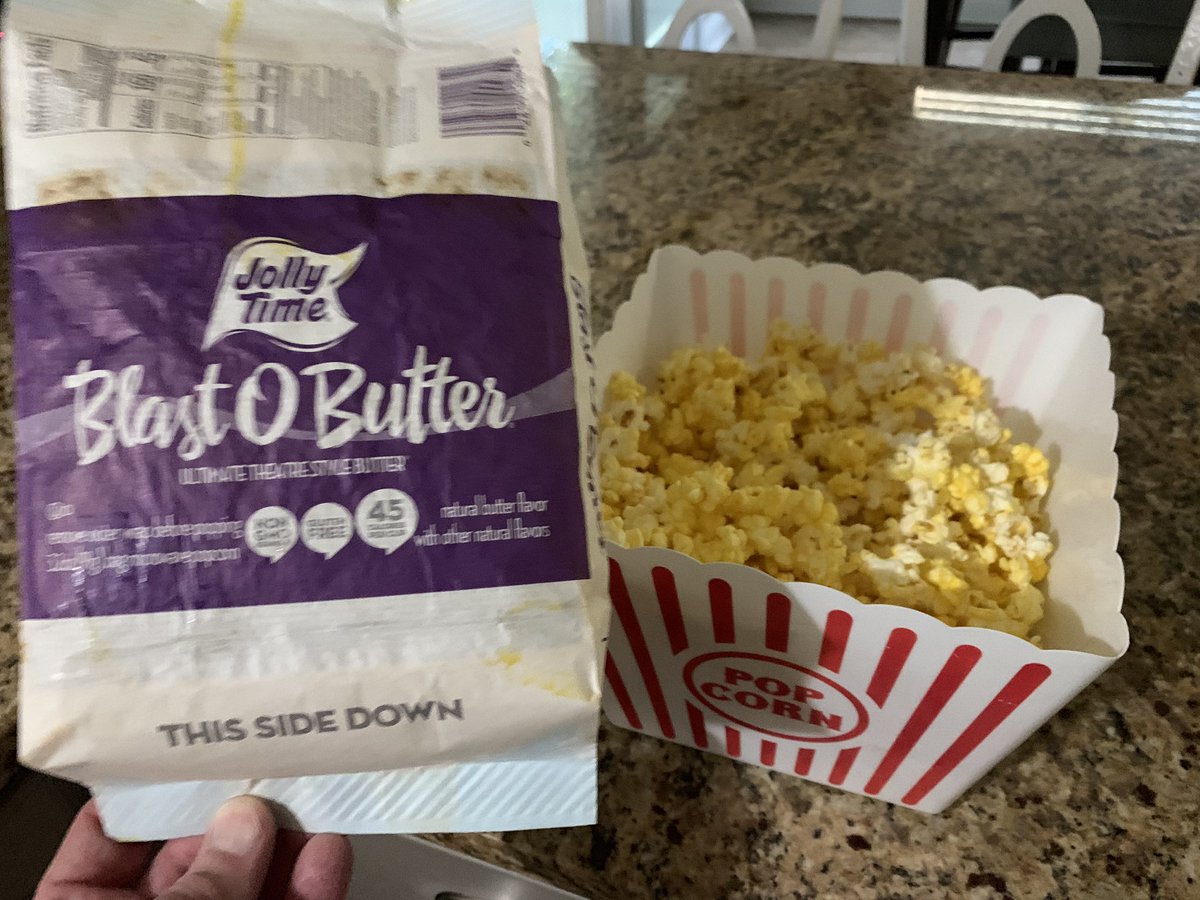 FRIZZFR8's tweet photo. Hey @jollytimepops Your #popcorn is a hit in our #Hometheater. We have had more compliments on this #Blastobutter than any other popcorn! We can't seem to keep it in stock at our house!! πΏβ€οΈππΌ https://t.co/ITGpFZelXL