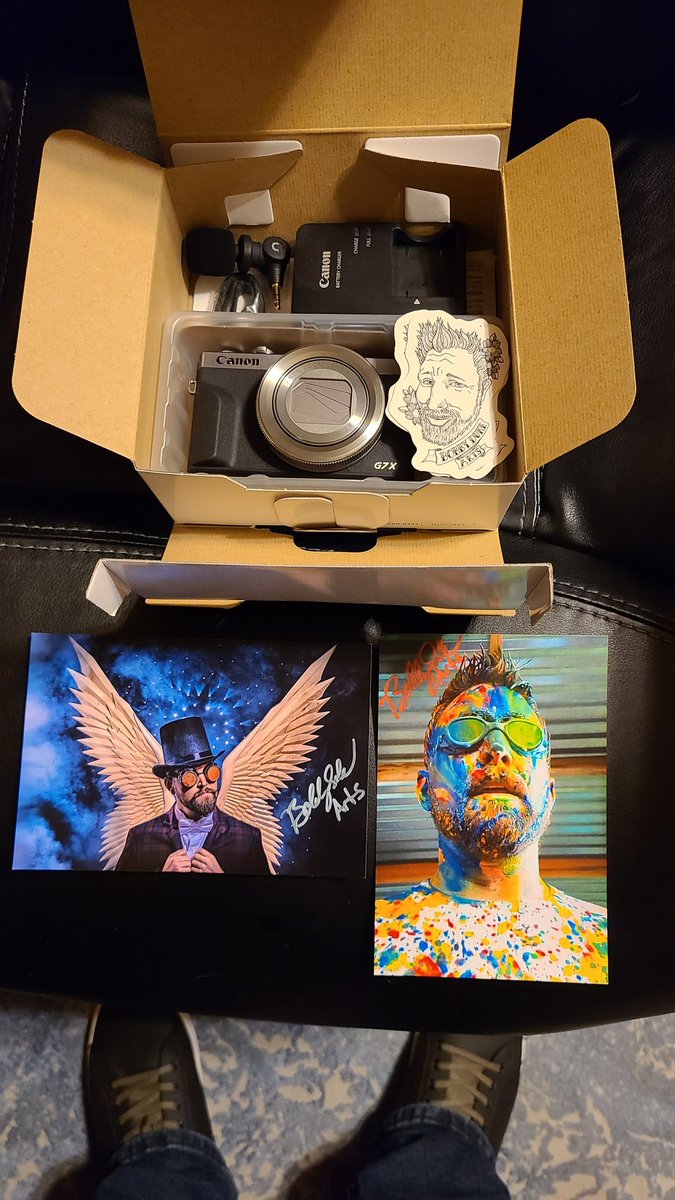 BobbyDukeArts's tweet photo. Some extra goodies❤️ https://t.co/gMIXsgLKyJ